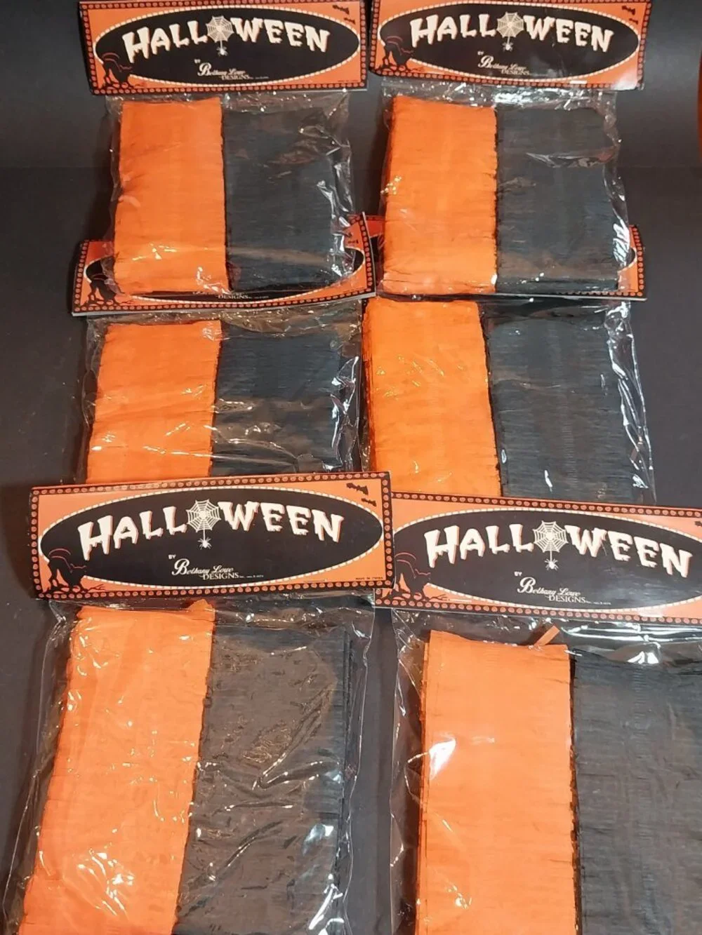Bethany Lowe Vintage Style Crepe Paper Streamers Orange & Black 6 Packages
